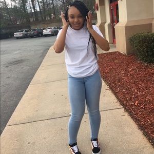 Meet your Posher, Ariea